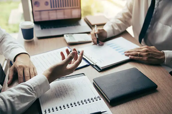 成考大专法律考什么专业