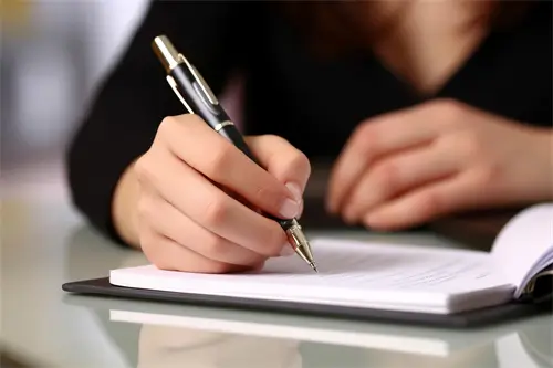 法律按什么标准