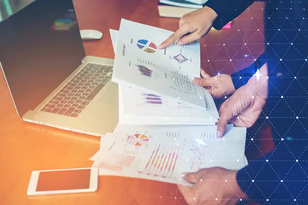 卡夫卡法律门前 什么梗